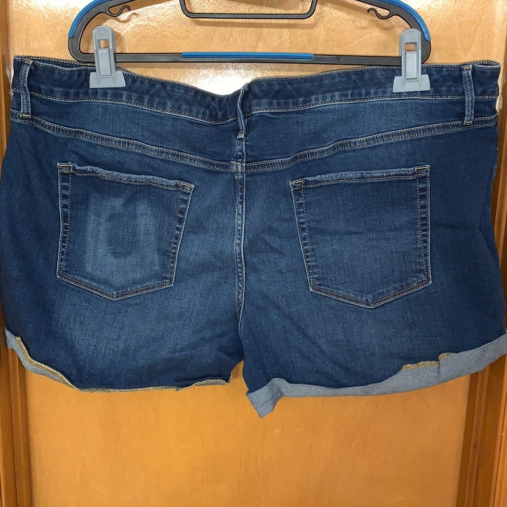 Jean Shorts - Picture 2 of 3
